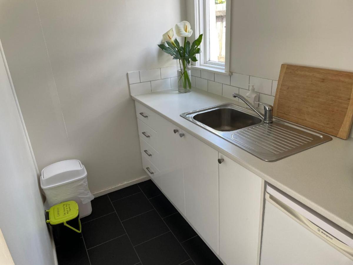 Pool House - One Bedroom Self Contained Unit 모투에카 외부 사진